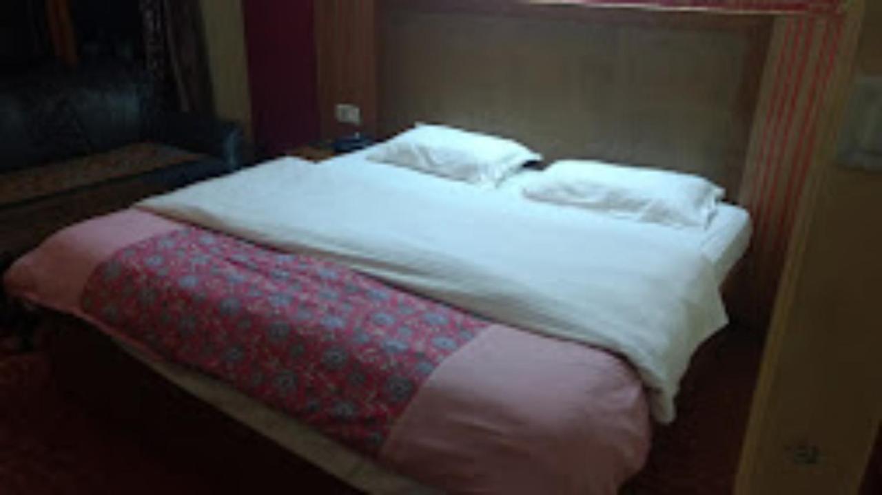 Hotel King Palace - Nature-Valley-Luxury-Room - Prime Location With Parking Facilities Shimla Buitenkant foto