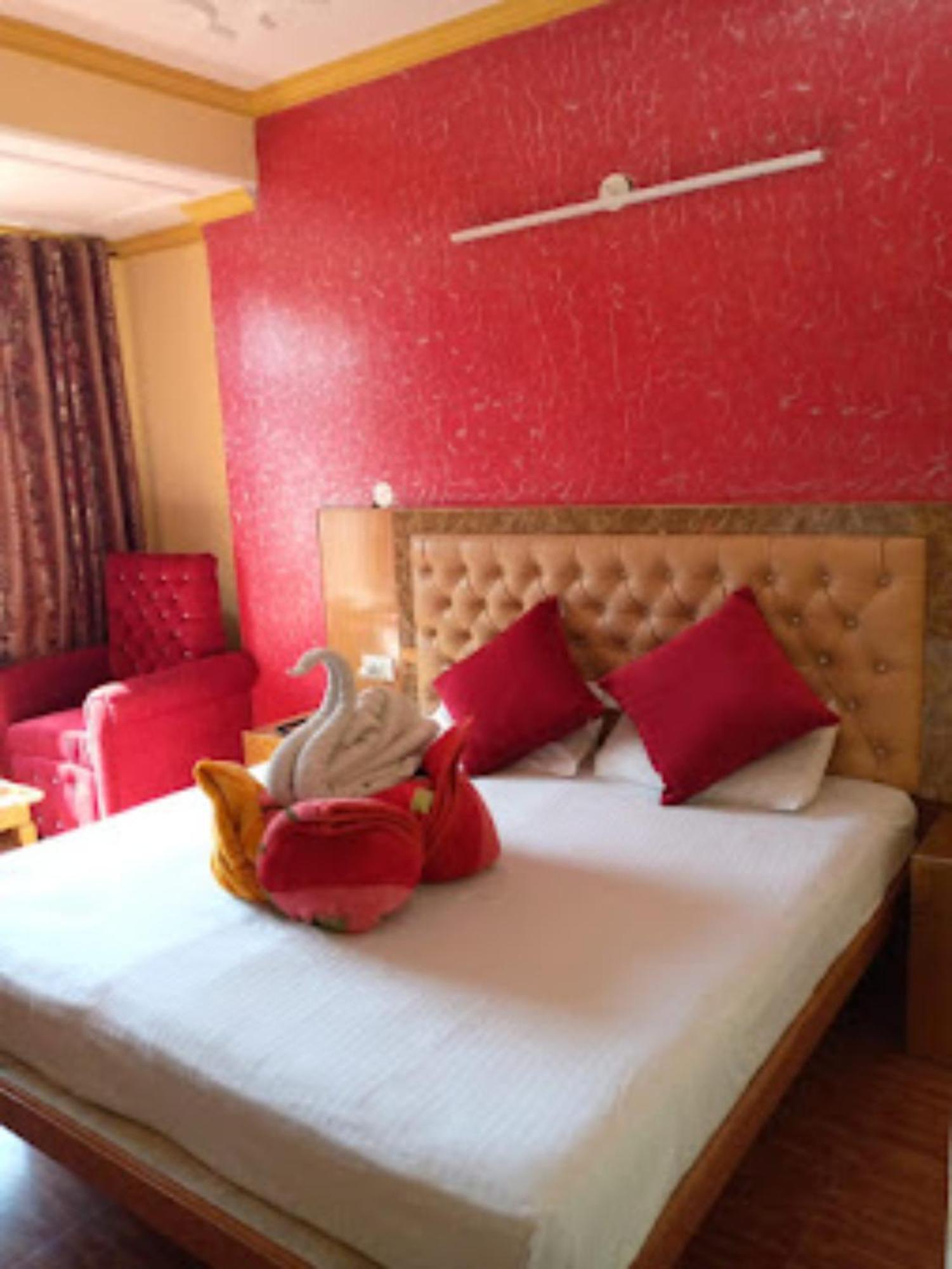 Hotel King Palace - Nature-Valley-Luxury-Room - Prime Location With Parking Facilities Shimla Buitenkant foto