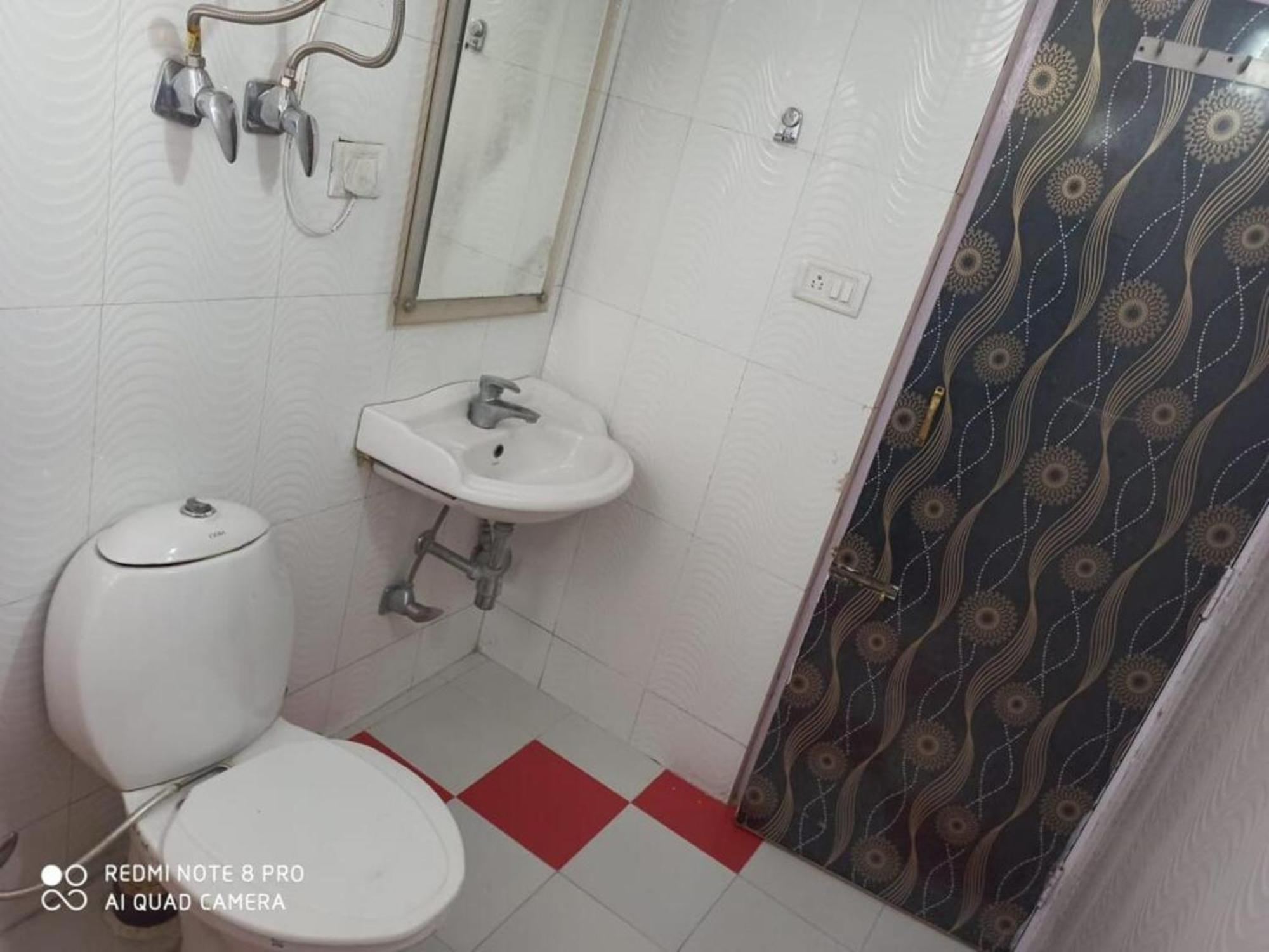 Hotel King Palace - Nature-Valley-Luxury-Room - Prime Location With Parking Facilities Shimla Buitenkant foto